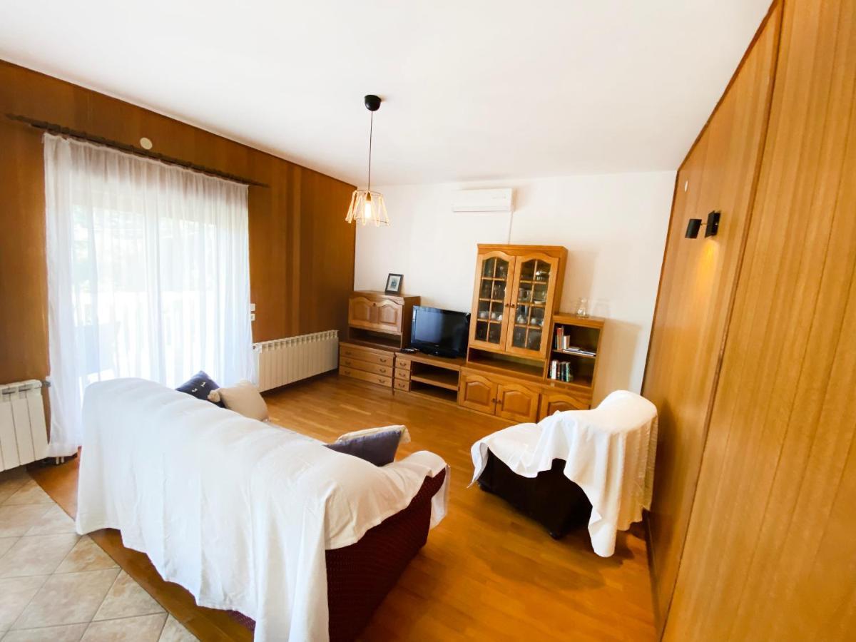 Apartment Arka Vinišće エクステリア 写真